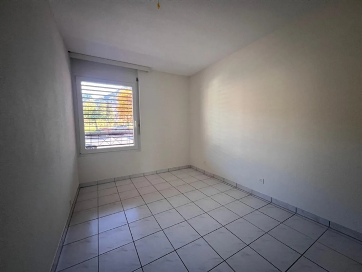 Appartamento con 5,5 stanze al piano terra in affitto - Foto 7 di 12