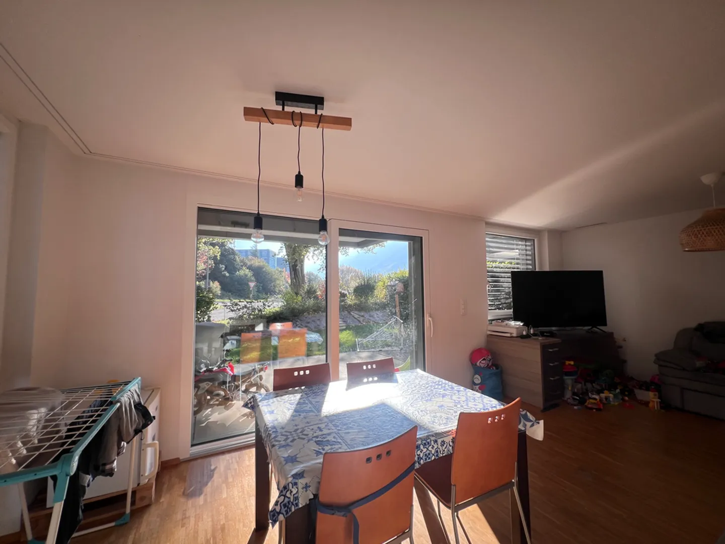 For rent 3.5 rooms on the ground floor with terrace and garden - Photo 2 of 9