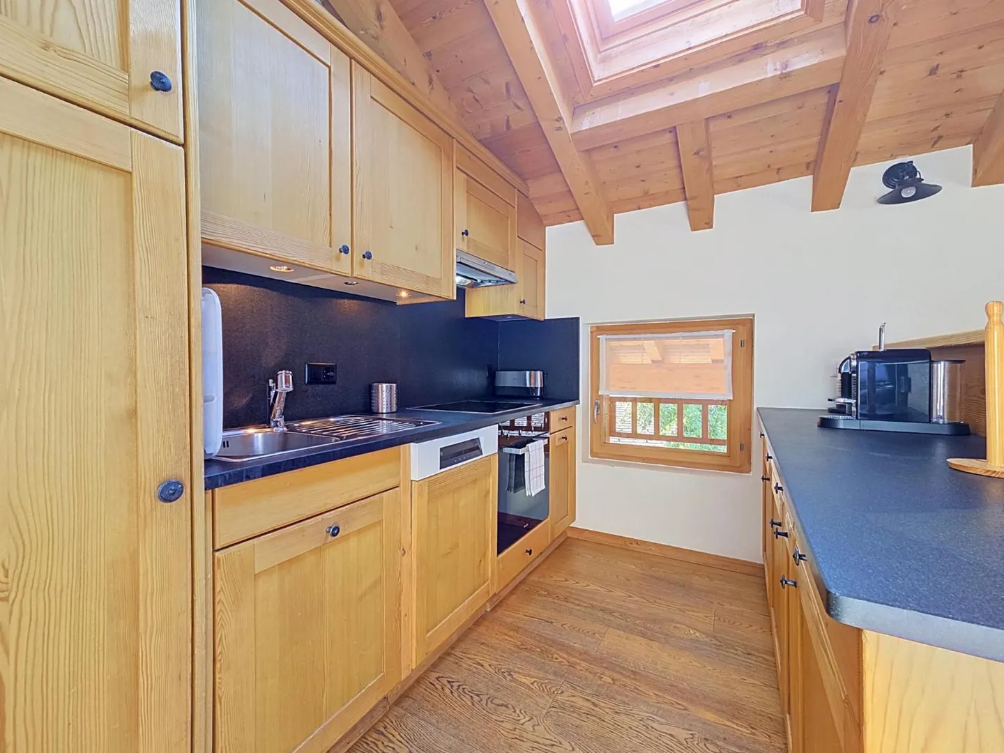 Renovated Attic Apartment - Photo 3 of 13