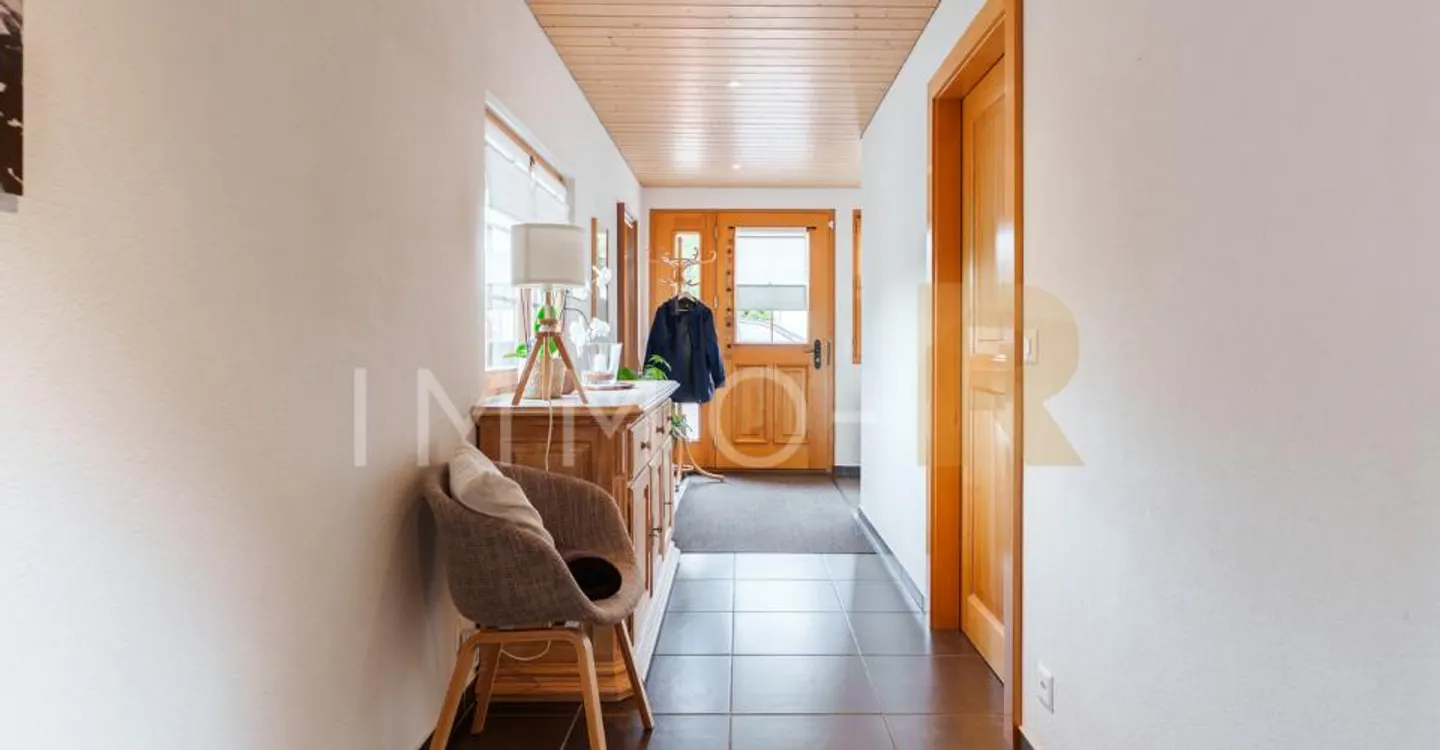 Grande maison 2 appartements  avec grand potentiel d'agrandissement - Foto 3 di 12