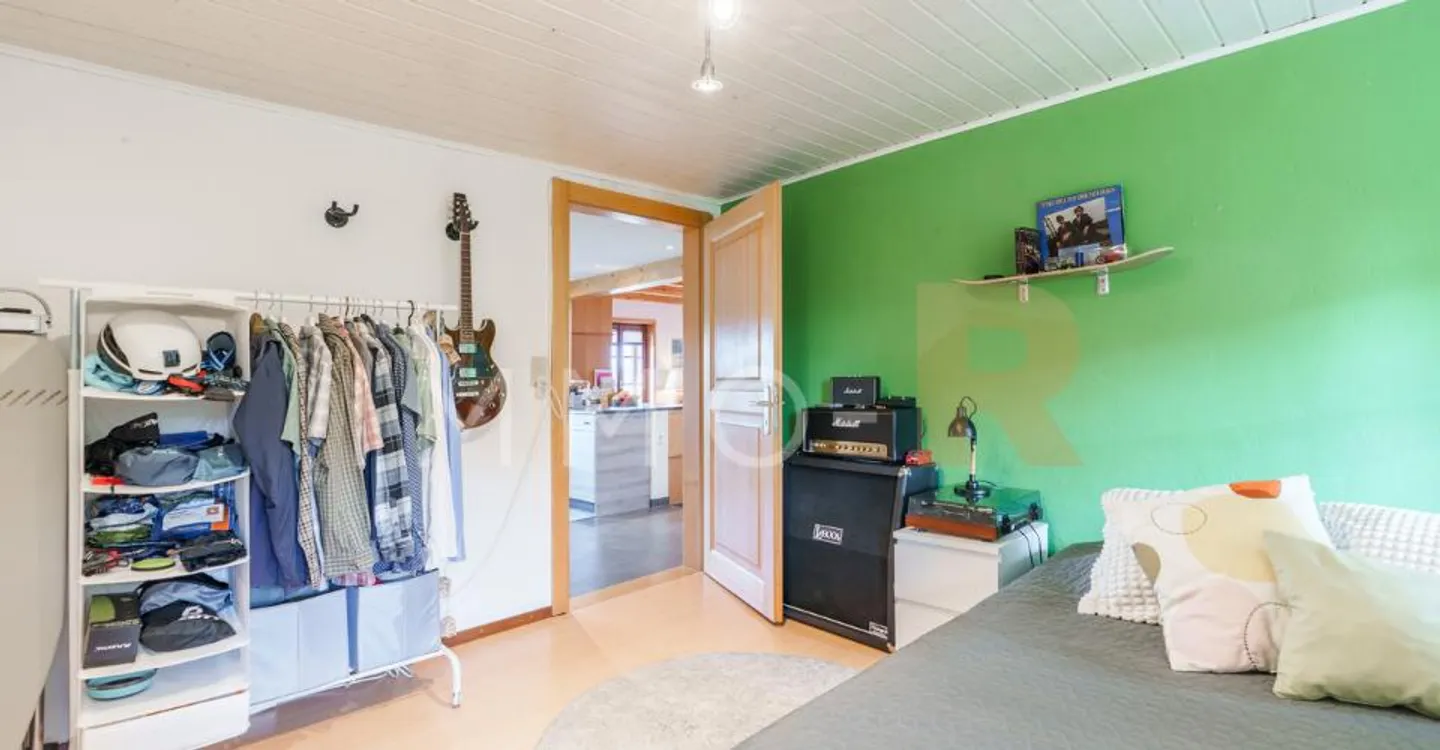Grande maison 2 appartements  avec grand potentiel d'agrandissement - Foto 7 di 12