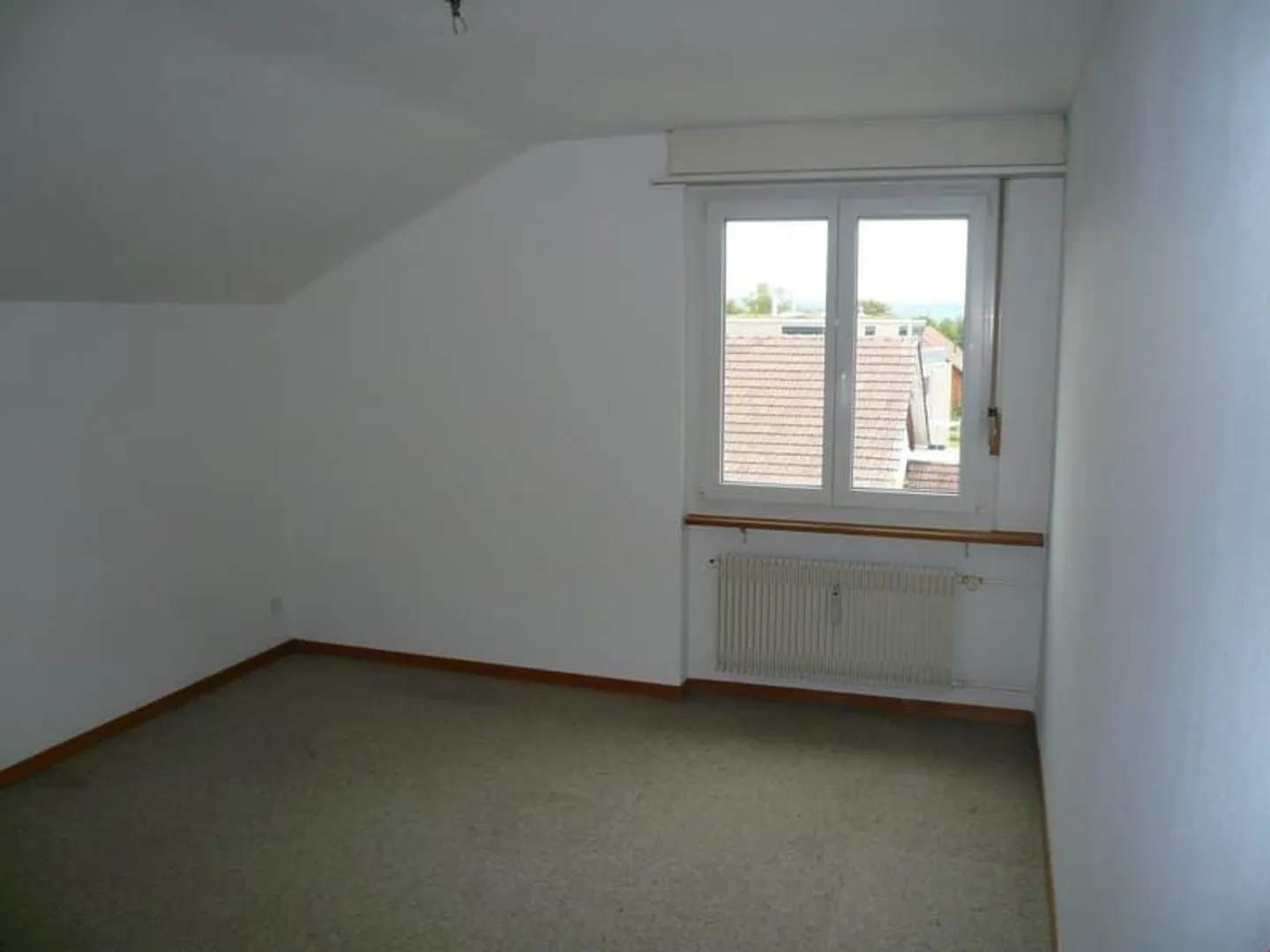 3.5 Room Apartment - Photo 5 of 5