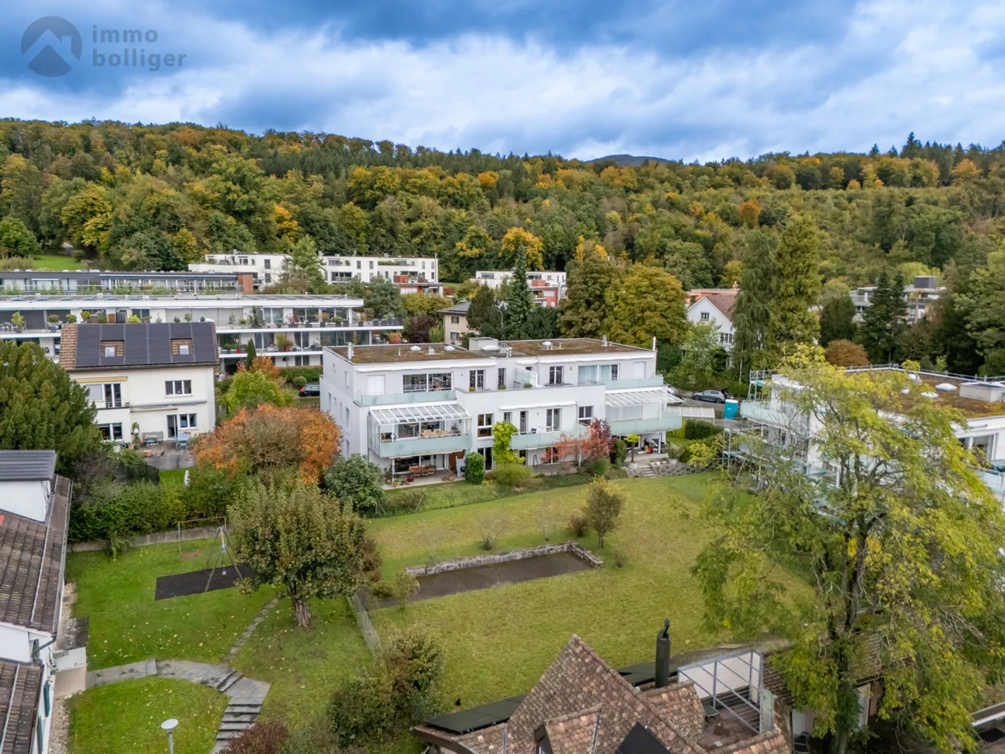 Nature-oriented living with urban connection - Photo 12 of 13