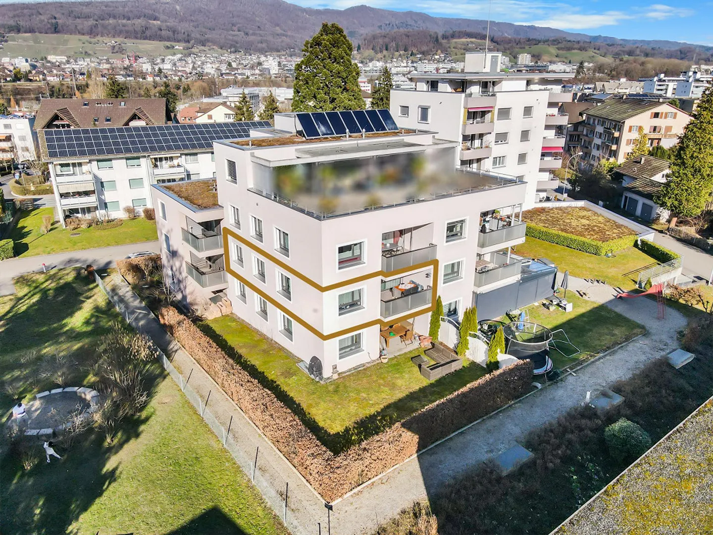 3.5 Room Condominium with Balcony and Green View - Photo 1 of 14
