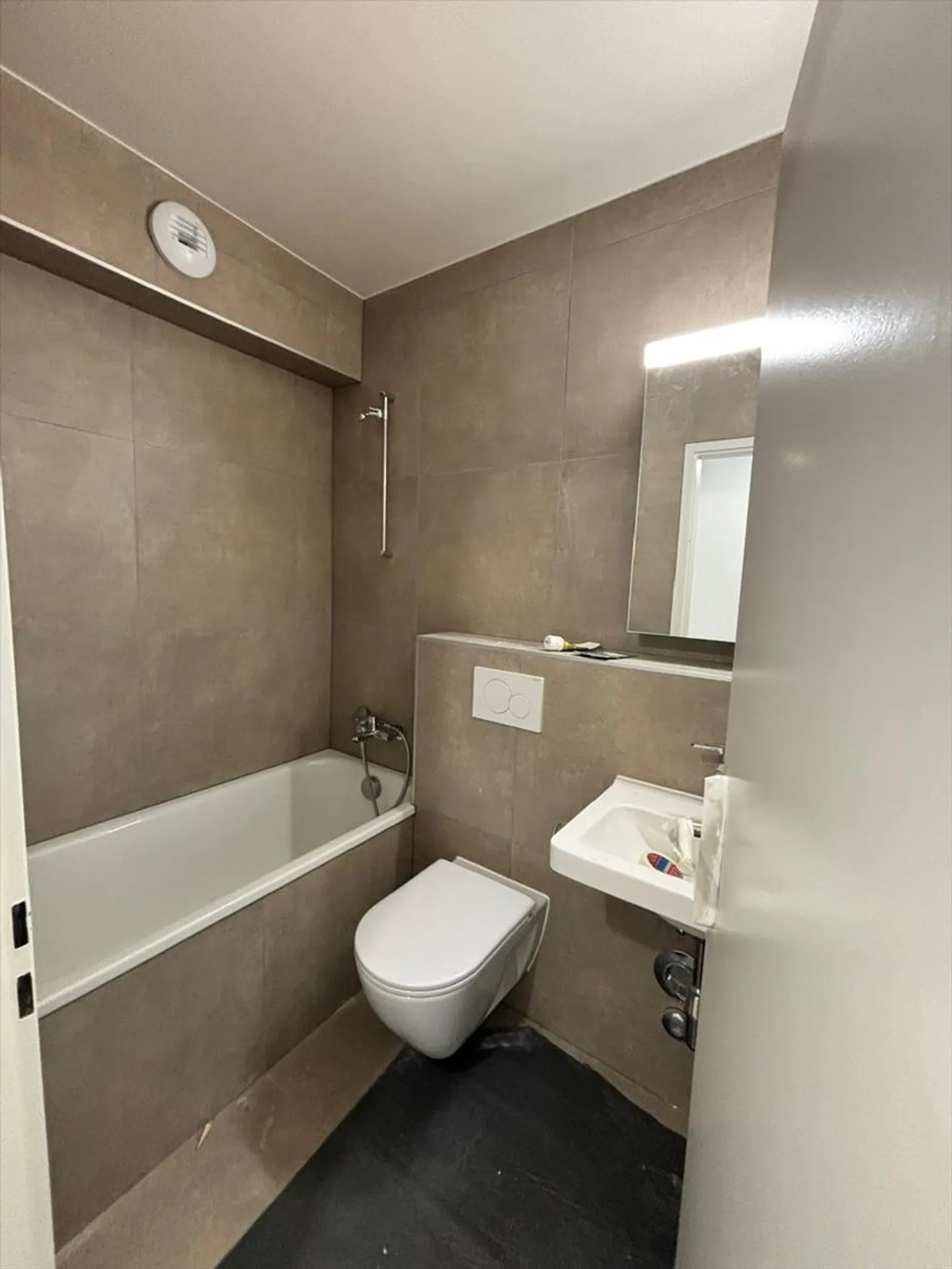 Studio 1.5 rooms - Photo 3 of 4