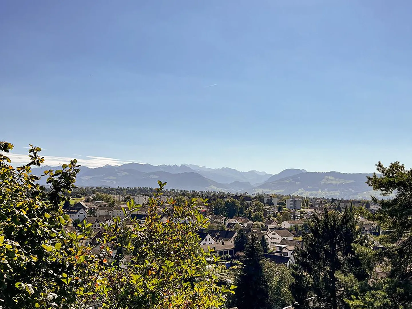 BUBIKON - OASI DI LUSSO MODERNA - Foto 2 di 3