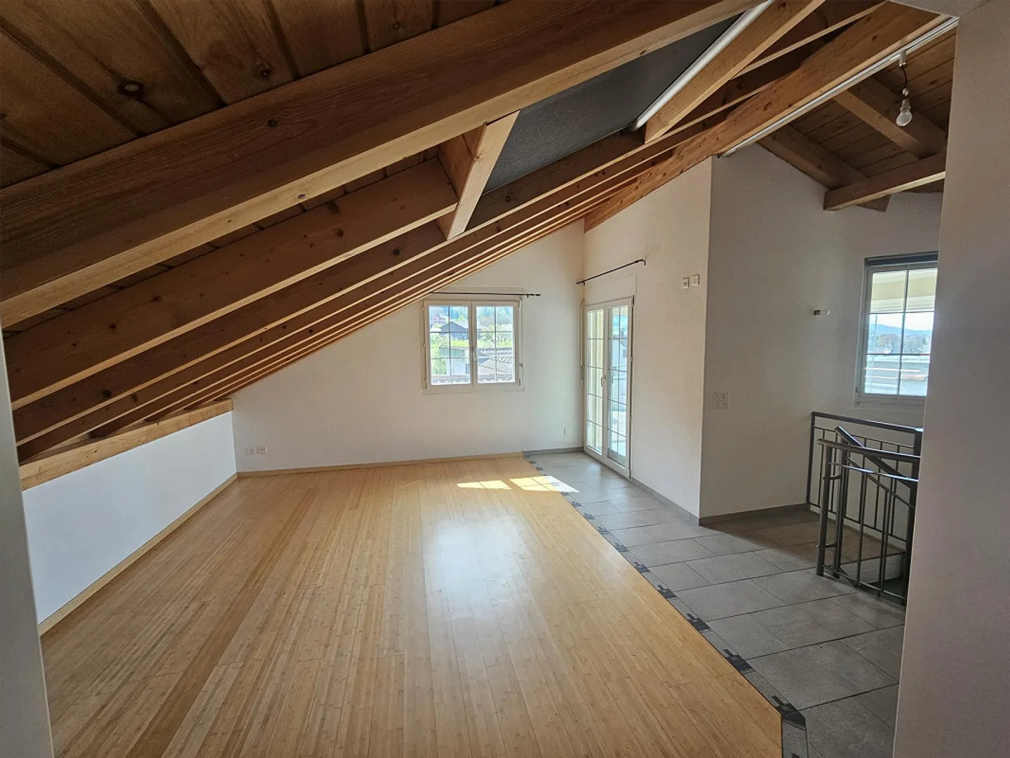 Casa unifamiliare 4 1/2 locali con vista sulla Linthebene - Foto 13 di 20