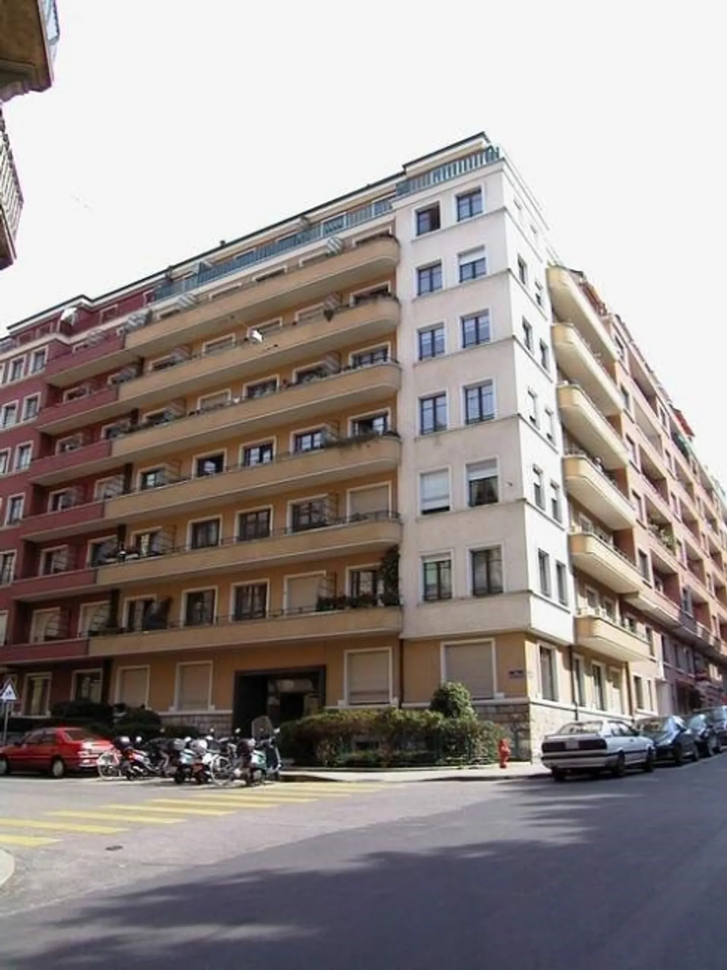 Charming Apartment with Balcony - Photo 1 of 1