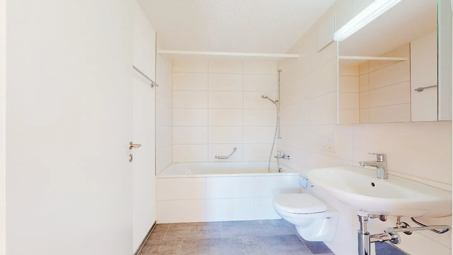 Modern apartment in Niederwangen - Rent without deposit - Photo 6 of 7