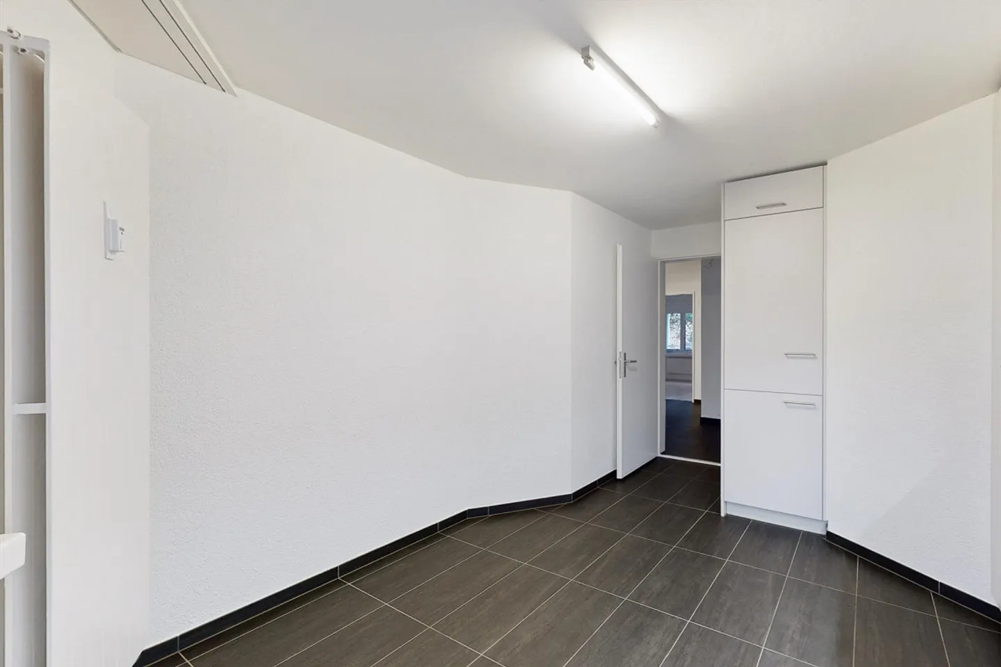 Stilvolle Dachwohnung in Muttenz - Foto 4 von 12