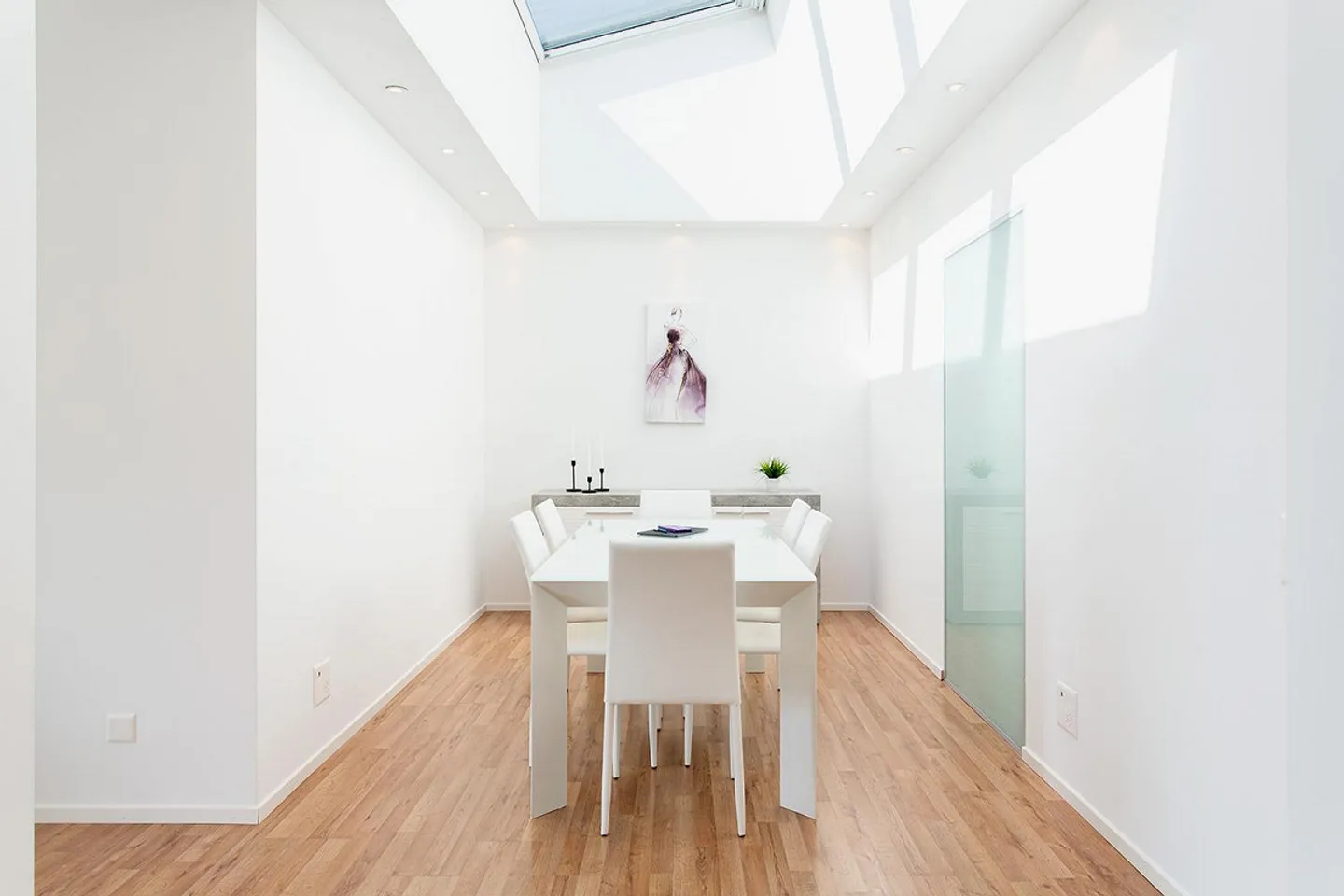 MODERN 3.5 ROOMS IN SEMENTINA - Photo 2 of 18