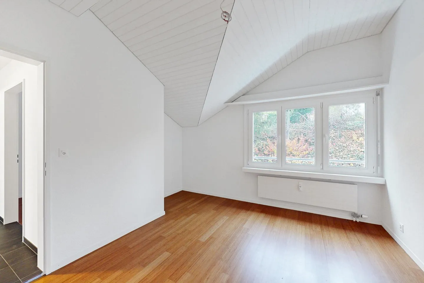 Stilvolle Dachwohnung in Muttenz - Foto 8 von 12