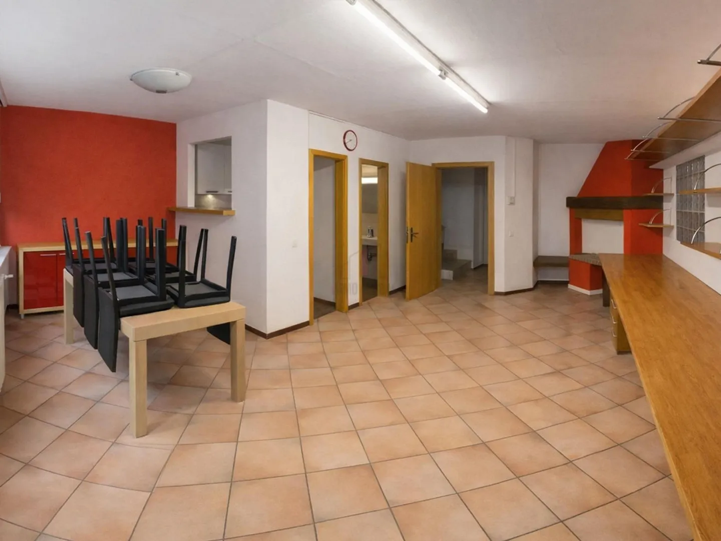 COMMERCIAL SPACE FOR RENT, LARGE VERSATILE SPACE + OFFICE - Photo 2 of 7