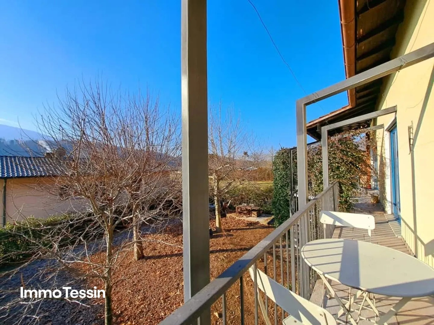 Villa exclusive avec grand jardin dans un emplacement privilégié entre le lac Majeur et le lac de Lugano - Photo 5 sur 13