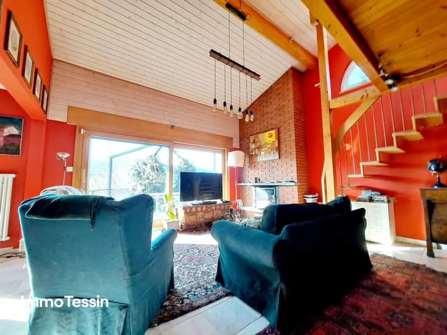 Villa exclusive avec grand jardin dans un emplacement privilégié entre le lac Majeur et le lac de Lugano - Photo 7 sur 13