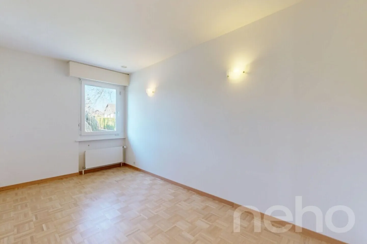 Affascinante casa familiare con studio indipendente, giardino e piscina - Foto 7 di 12