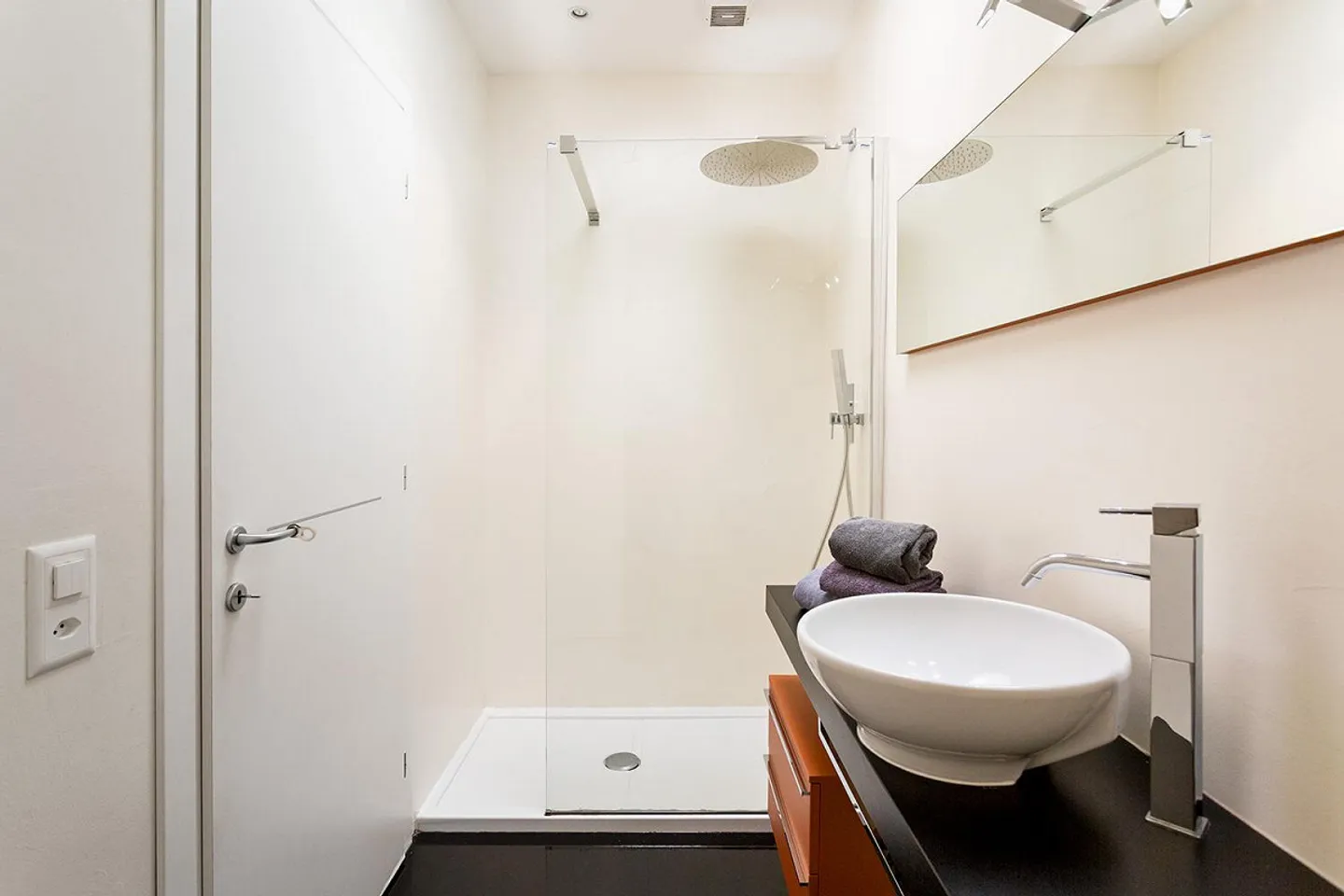 MODERN 3.5 ROOMS IN SEMENTINA - Photo 15 of 18