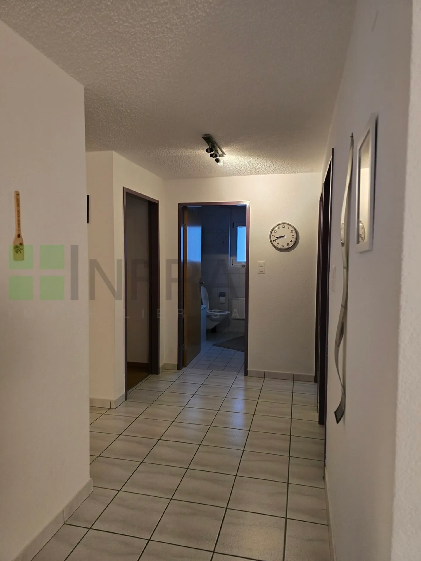 Appartement de 4 pièces au 1er étage  avec ascenseur - Photo 4 sur 10