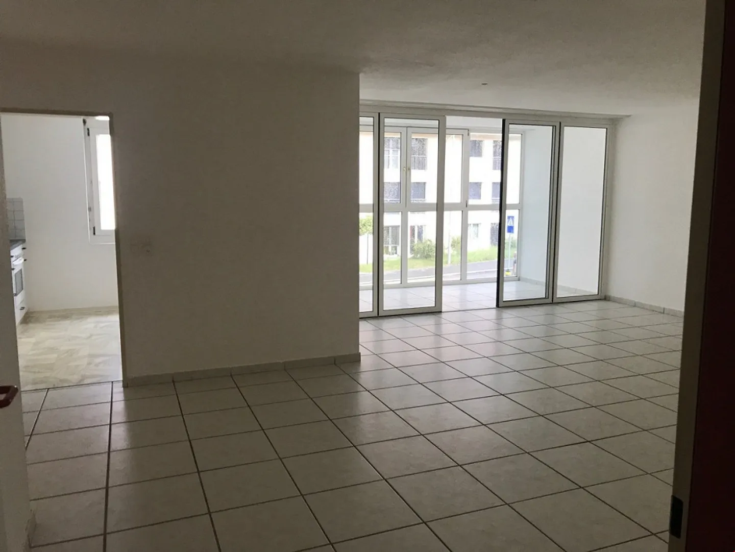 2 BIS 5  ZIMMER  WOHNUNGEN  + AUTO- GEWERBE - Foto 6 von 30
