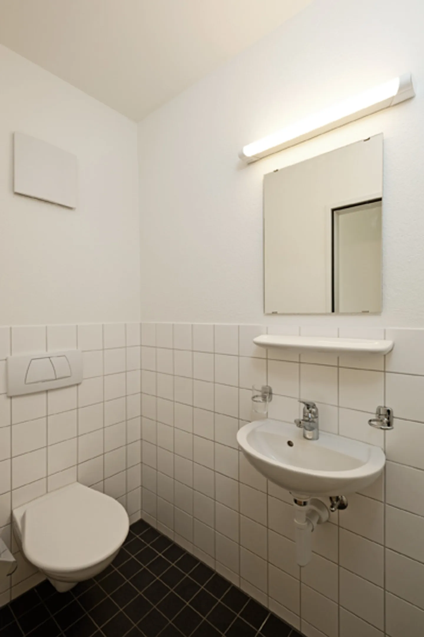 Helle, schöne Dachwohnung mit über 100 m2 - Foto 8 von 11