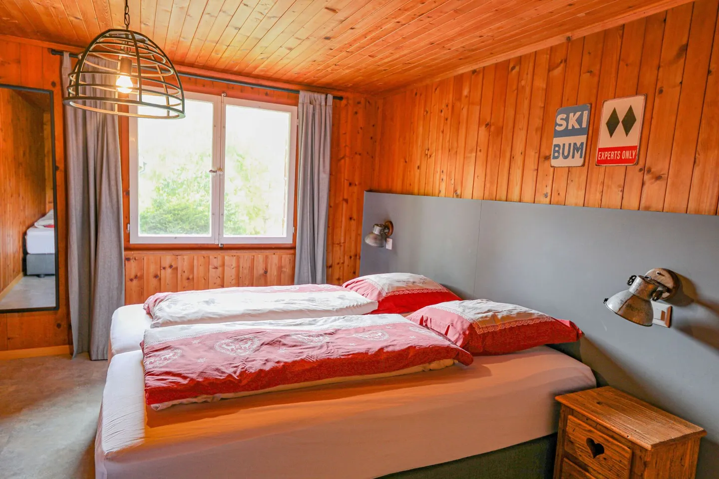 Gemütliches Wohnhaus mit zwei Wohneinheiten, grosszügigem Umschwung und schönem Ausblick - Foto 2 di 8