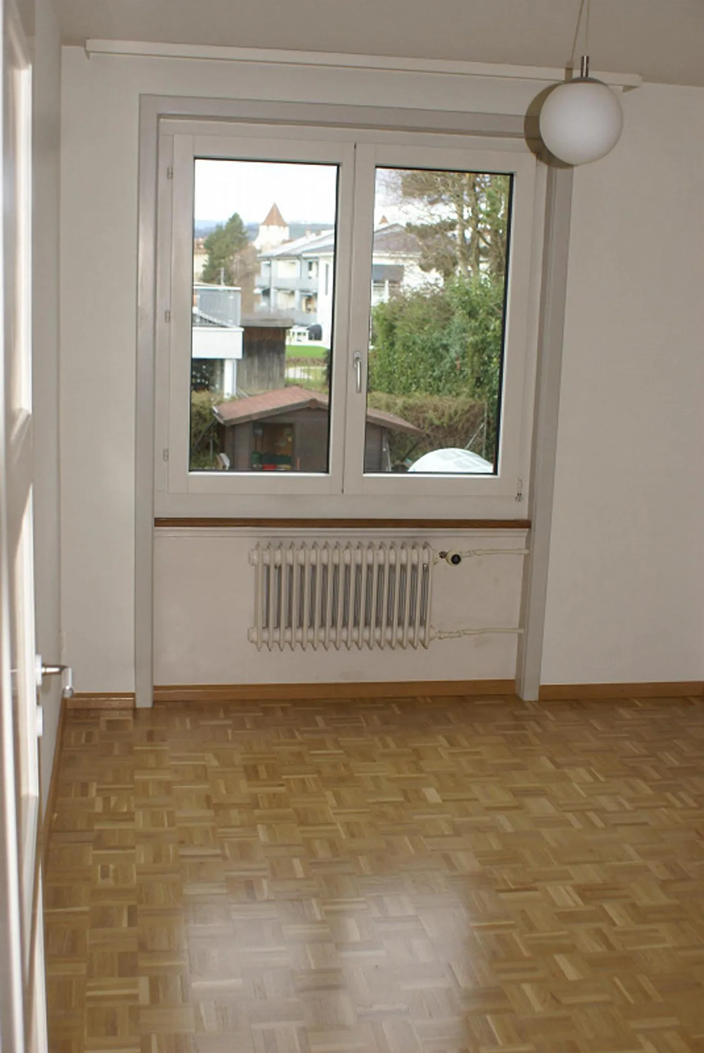 Helle 4-Zimmer-Wohnung in Murten - Foto 7 von 9