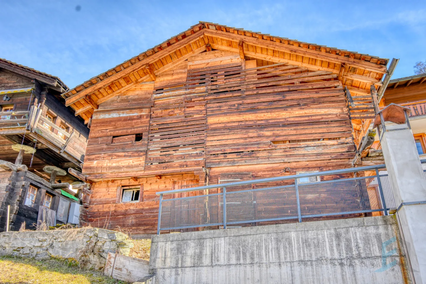 EXCLUSIVITY Barn to Renovate with Building Permit (R2 Authorized) - Photo 3 of 8