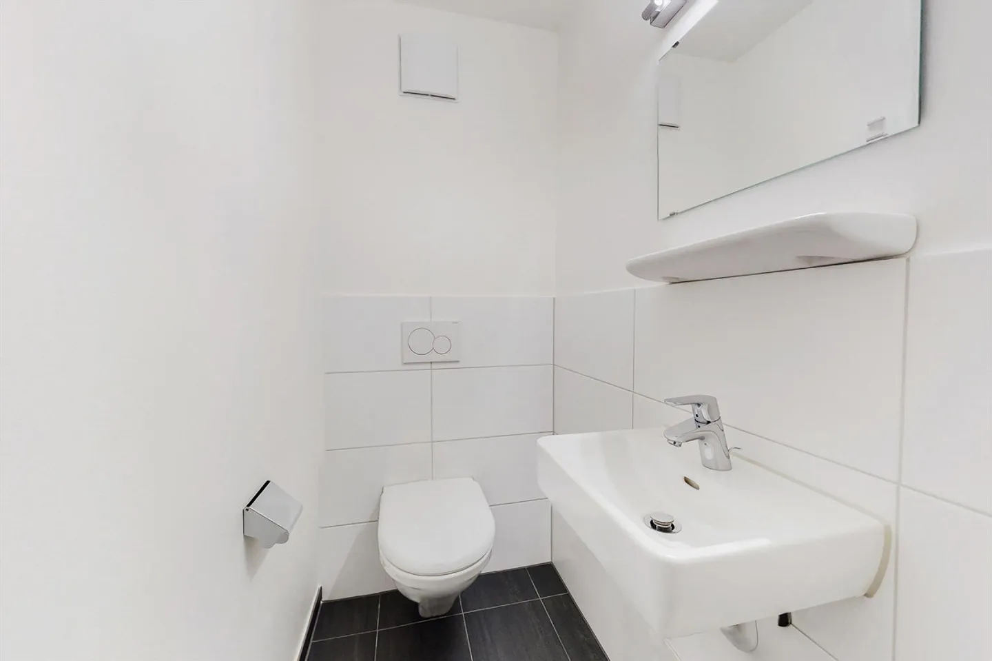 Ampio appartamento con giardino in posizione centrale - Foto 9 di 9