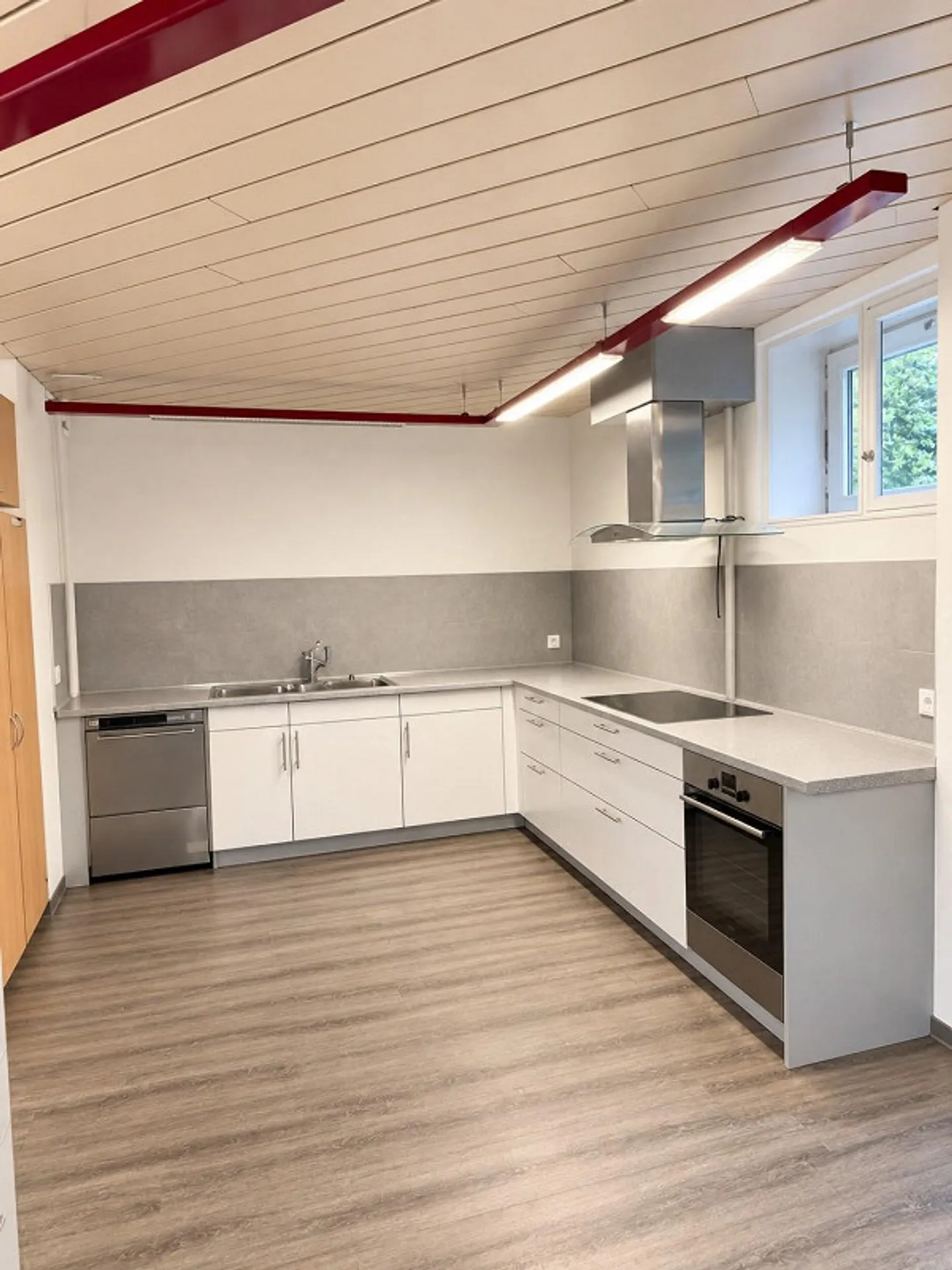 Vielseitiger Gewerberaum - Foto 3 von 7