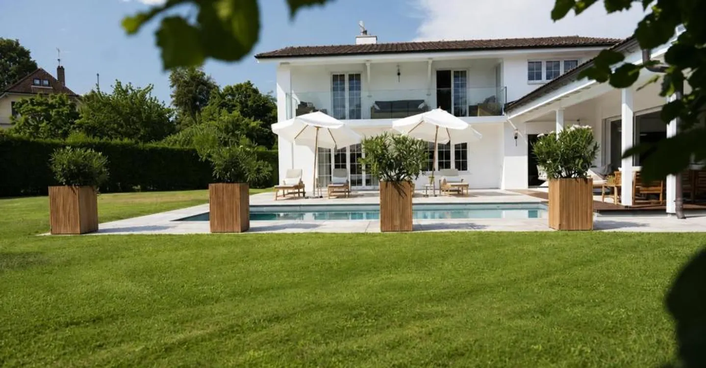 EXCLUSIVITÉ à MIES ? PROPRIÉTÉ D'EXCEPTION DE 8 PIÈCES - Foto 2 di 10