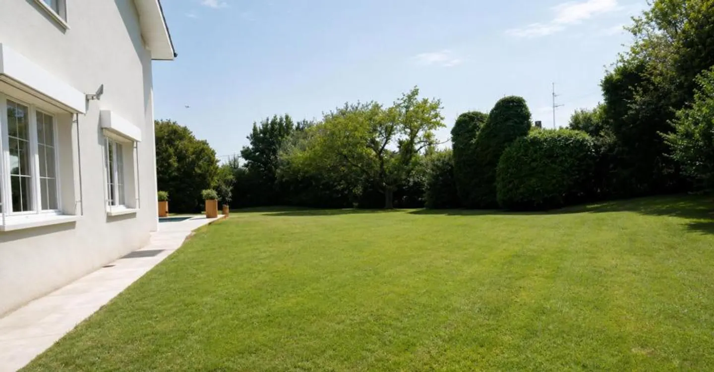 EXCLUSIVITÉ à MIES ? PROPRIÉTÉ D'EXCEPTION DE 8 PIÈCES - Foto 3 di 10