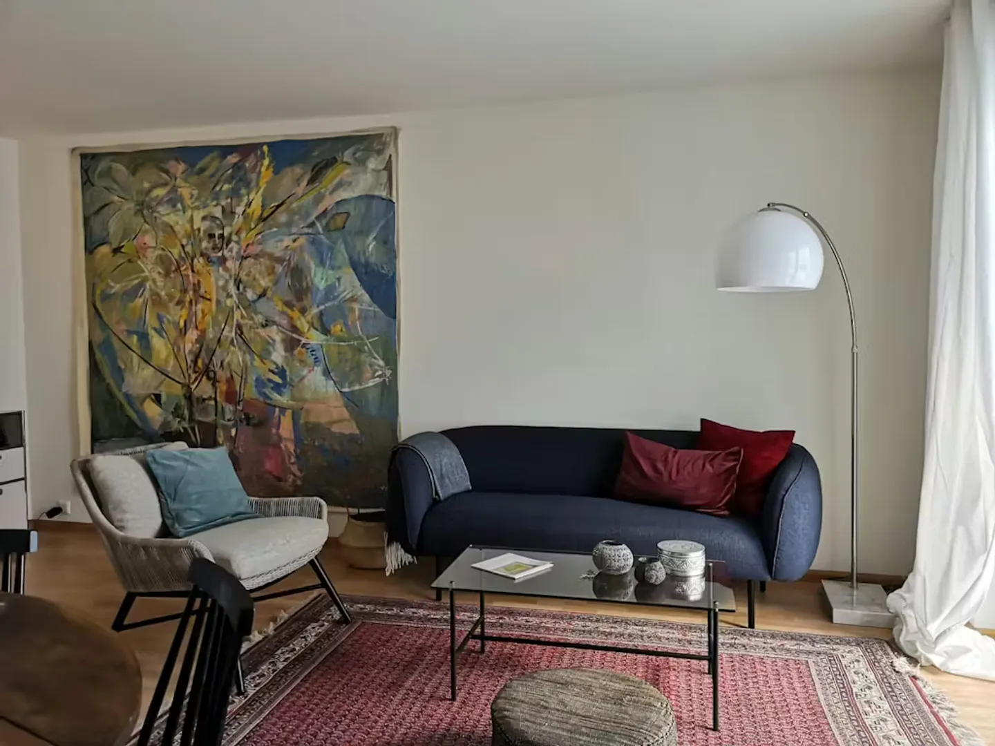 Charming Apartment in Basel - Photo 2 of 10