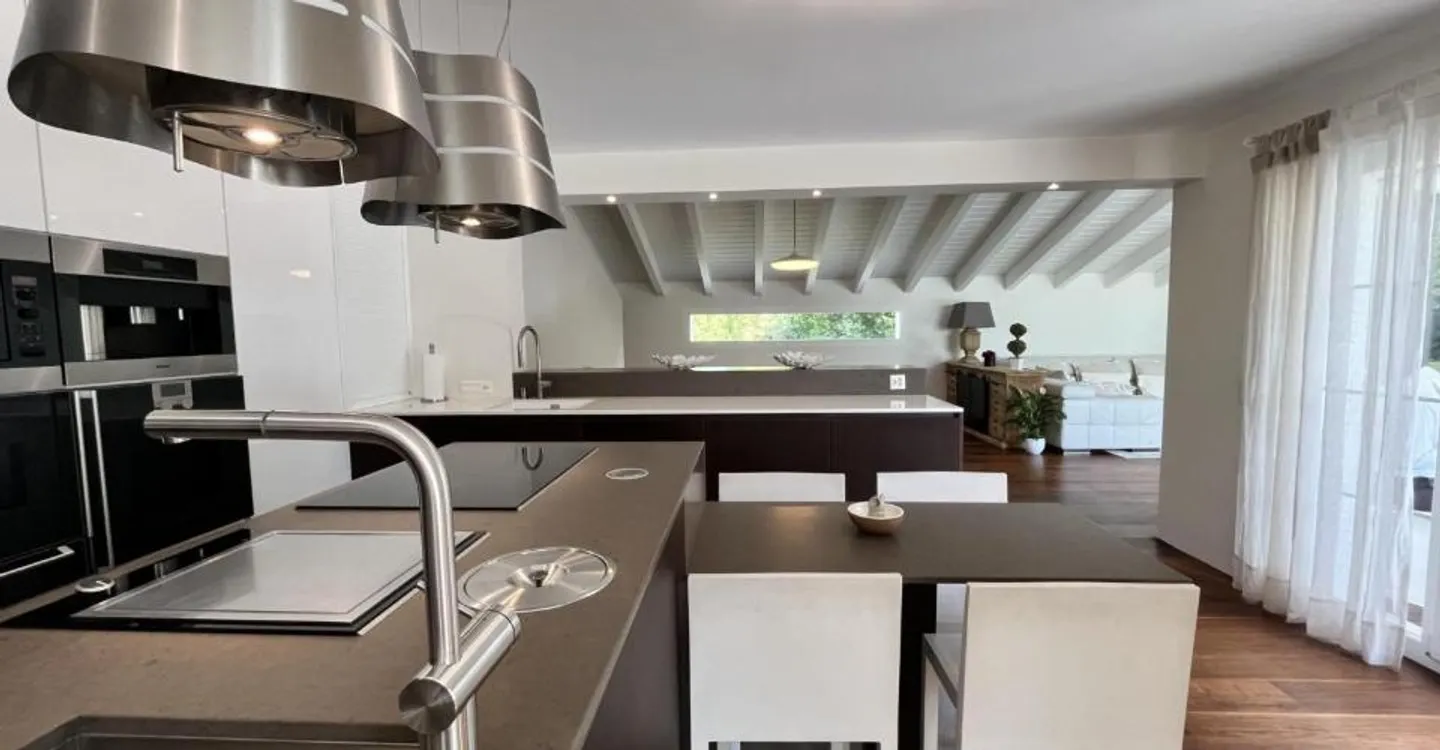 EXCLUSIVITÉ à MIES ? PROPRIÉTÉ D'EXCEPTION DE 8 PIÈCES - Foto 8 di 10