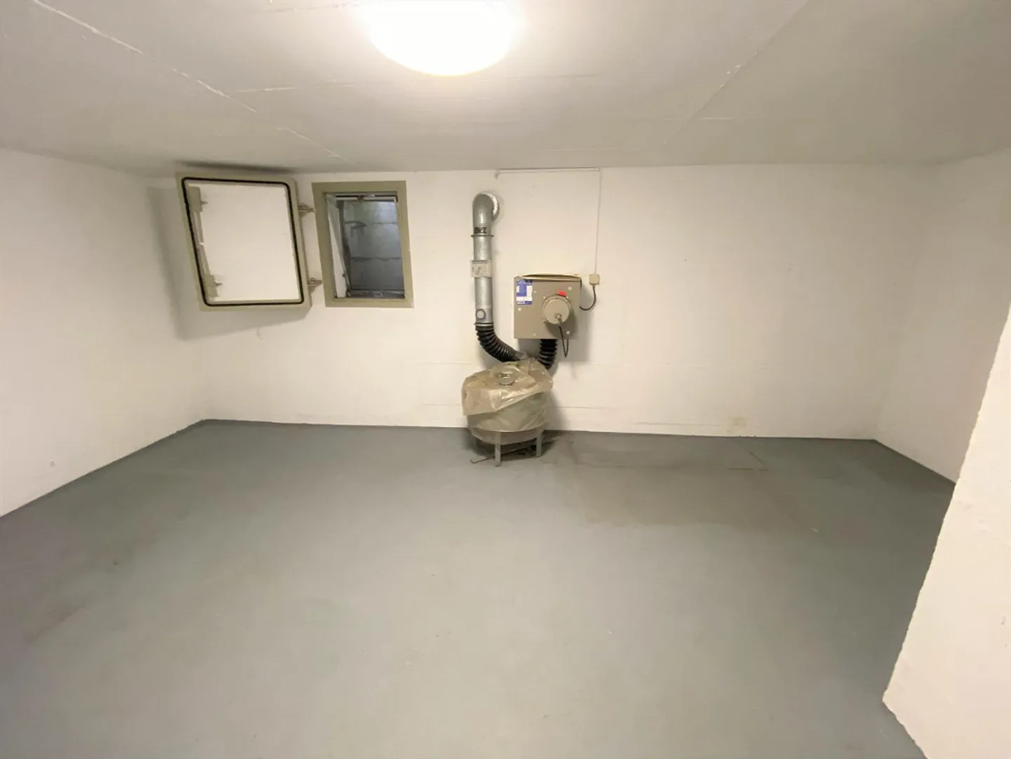 Espace de stockage de 18 m² à louer ! - Photo 1 sur 2