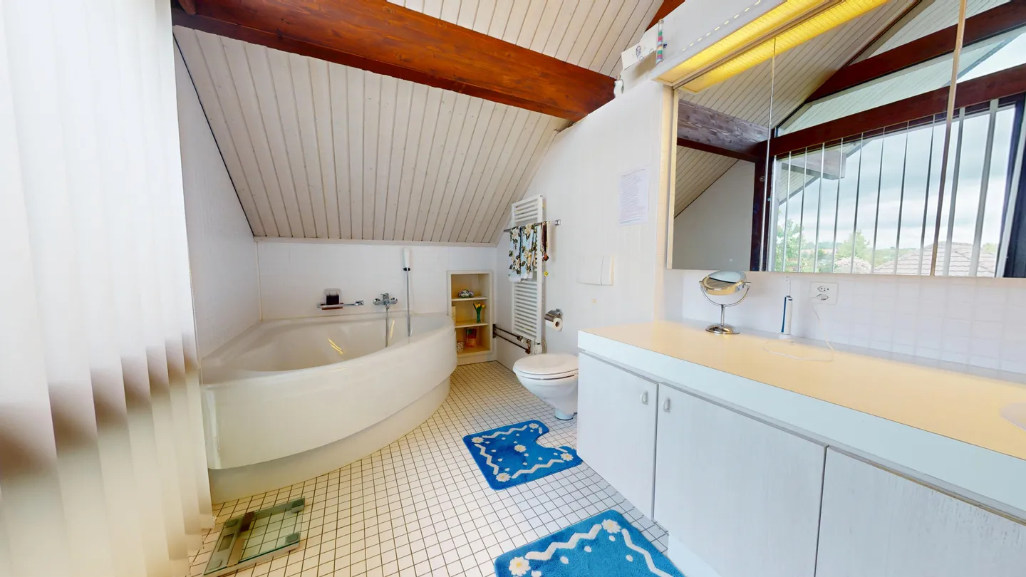 Charmante maison de 8 pièces - Photo 5 sur 7