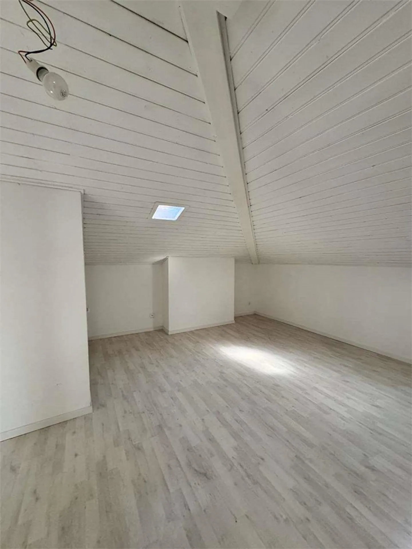 Ref. 2681 Dachboden zur Miete - zur Lagerung / Lagerhaus - Foto 6 von 8