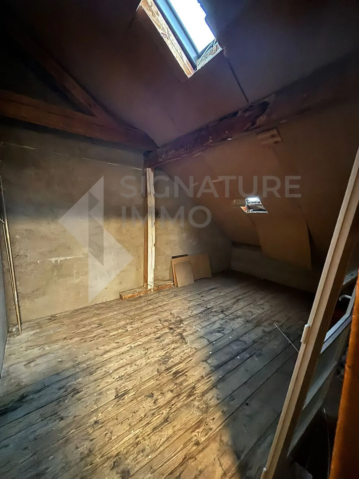 Opportunité de Rénovation Charmante - Photo 12 sur 14