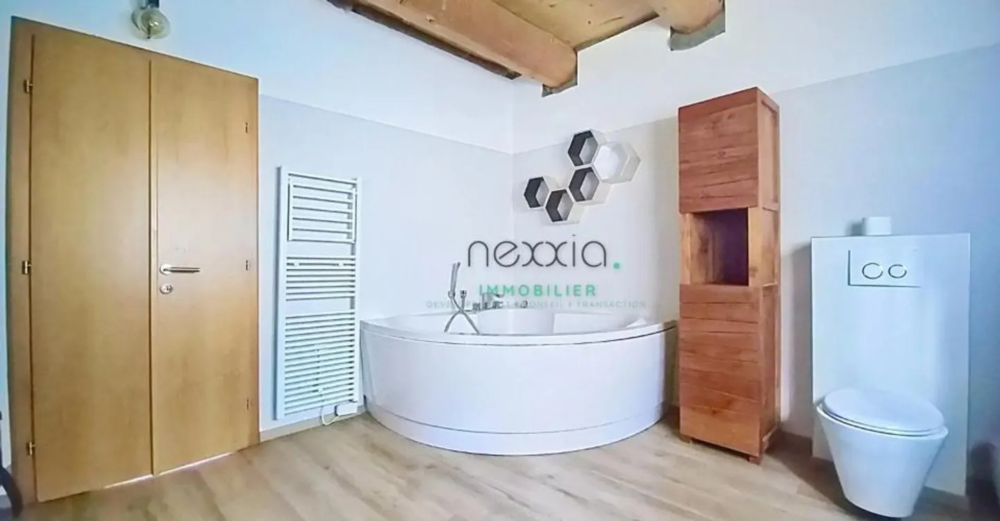 Chalet with Panoramic Views - Photo 5 of 11
