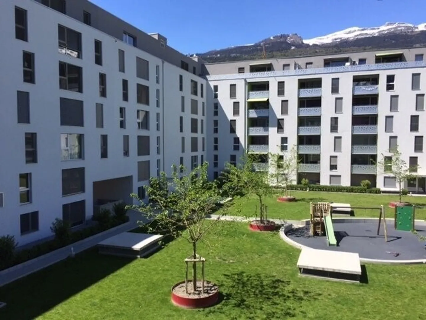 Nuovo! Ampio appartamento a Sierre! - Foto 1 di 8