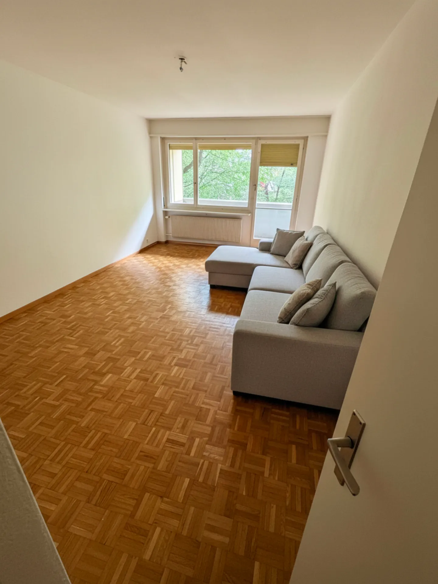Modern 3-Room Apartment - Photo 1 of 7