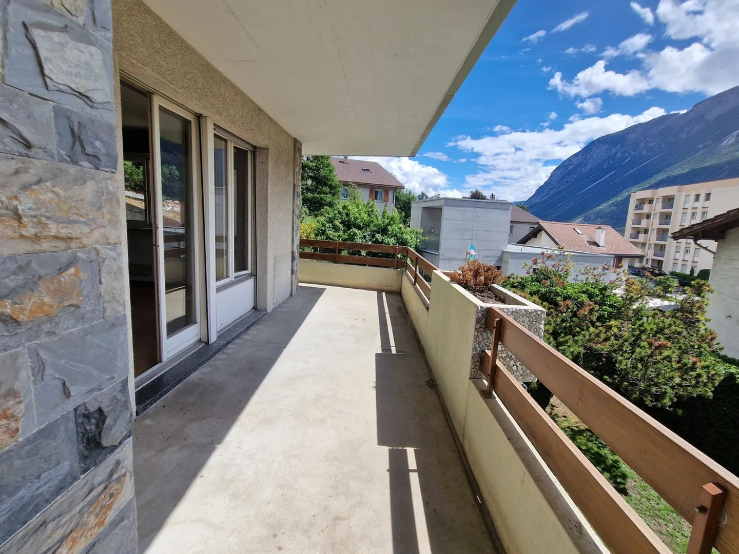 Appartement Lumineux avec Balcon - Photo 1 sur 11