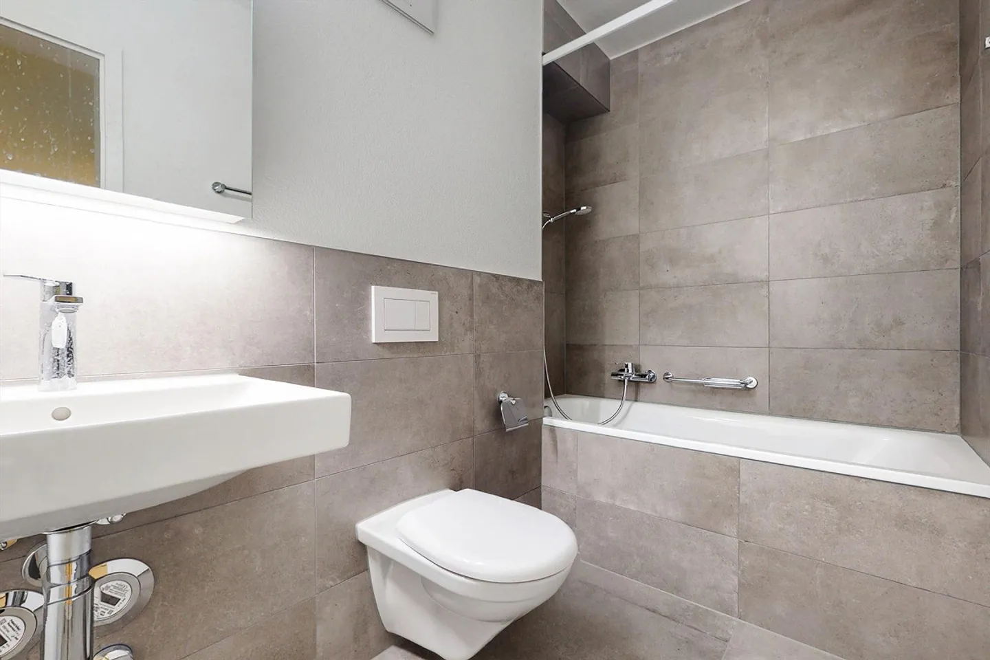 Renovated apartments - 4/4.5 rooms – Rue Marcello, Fribourg - Photo 8 of 12