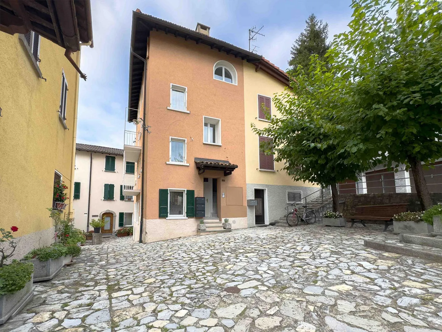 Furnished 2.5 rooms in Aldesago ideal also for non-residents - Photo 11 of 13