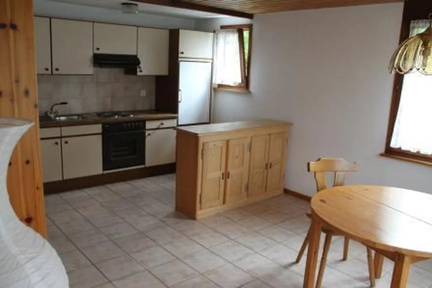 Studio 1 1/2 pièces dans maison individuelle - meublé - Photo 4 sur 10