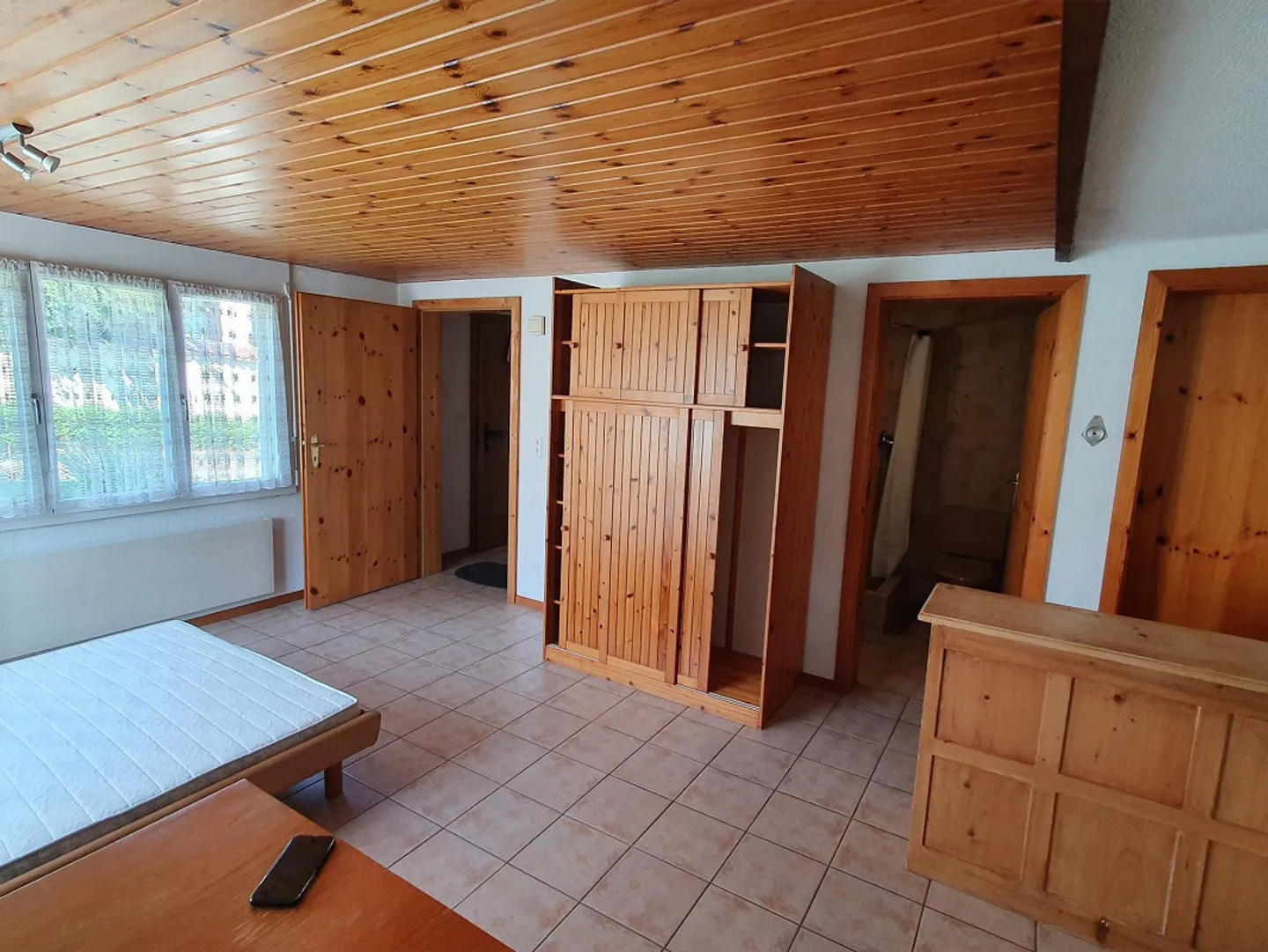 Studio 1 1/2 pièces dans maison individuelle - meublé - Photo 6 sur 10