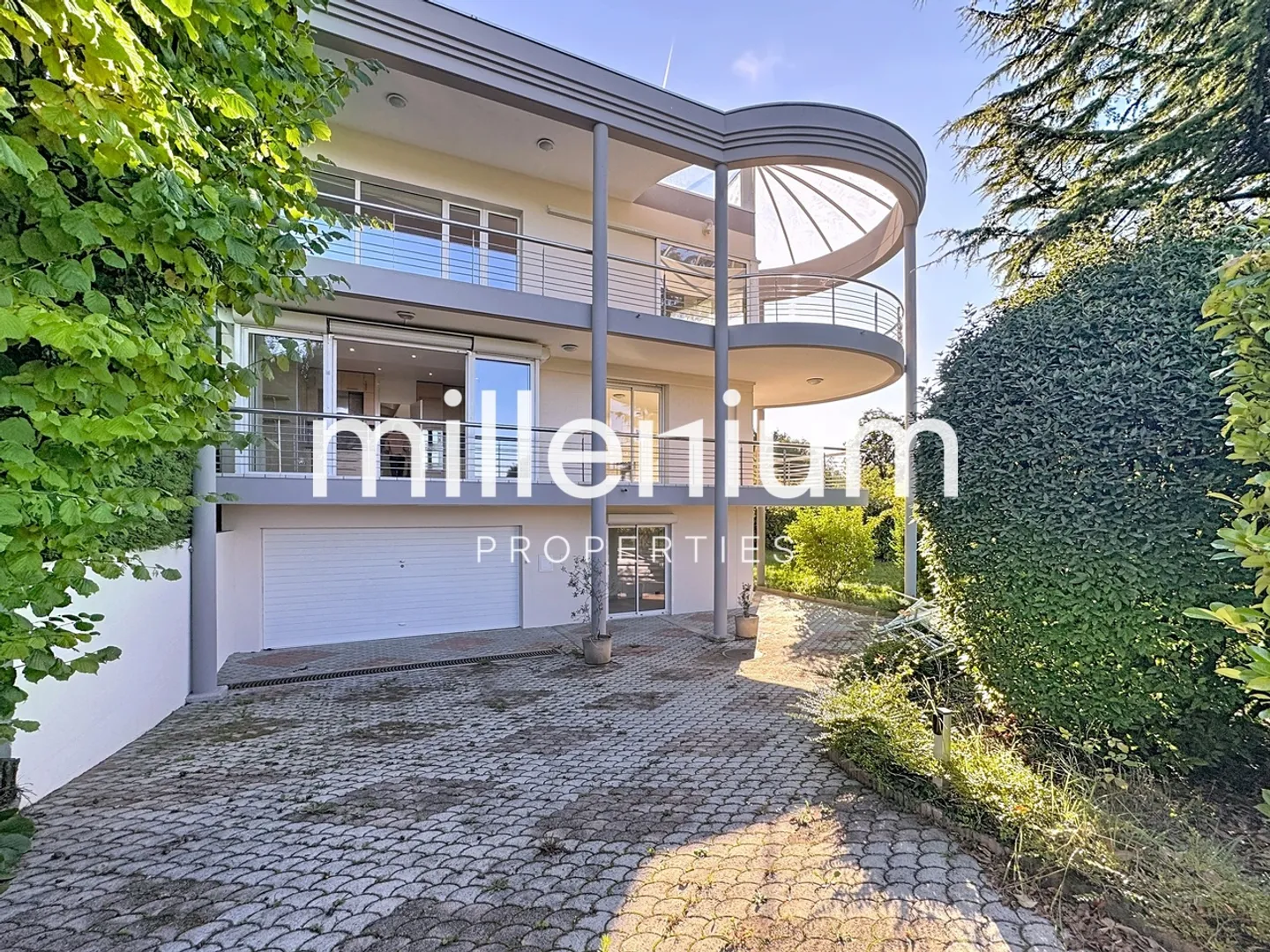«In esclusiva - Villa indipendente a Collonge-Bellerive con vista lago» - Foto 2 di 9