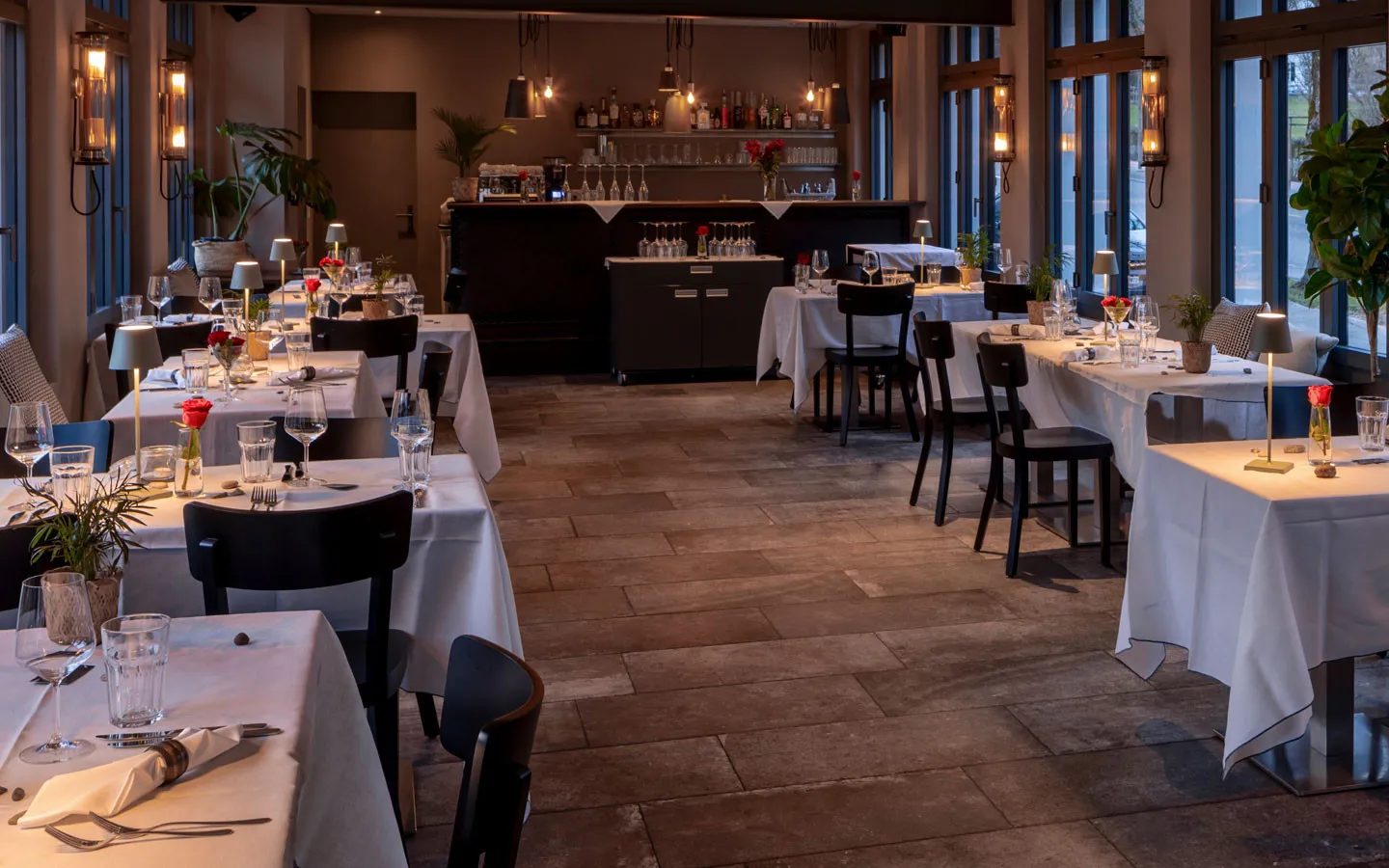 Edificio residenziale e commerciale storico con molteplici opportunità - Foto 8 di 21