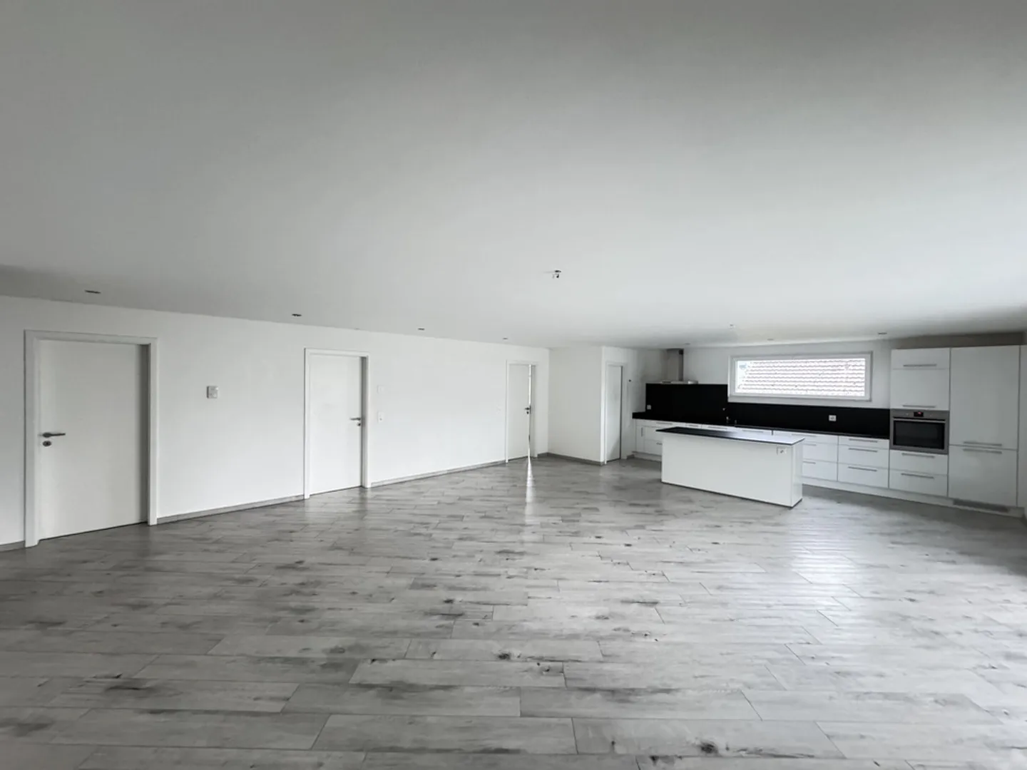 Modernes Apartment mit Terrasse - Foto 3 von 12