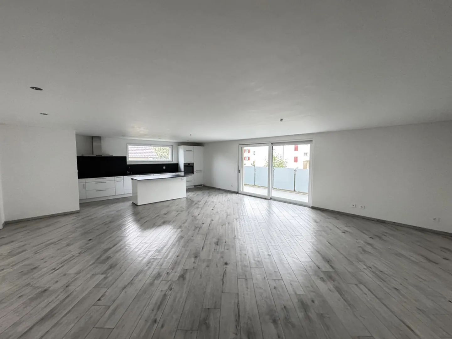 Modernes Apartment mit Terrasse - Foto 4 von 12