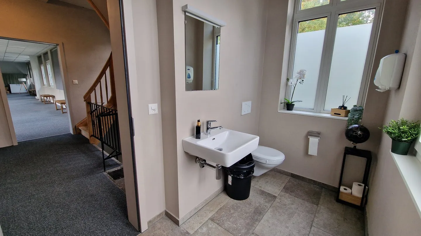 Edificio residenziale e commerciale storico con molteplici opportunità - Foto 14 di 21